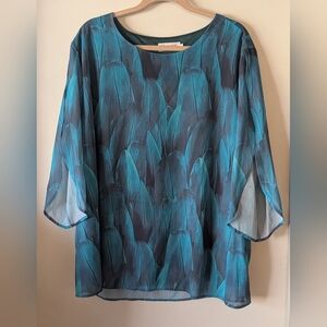 Elegant Blue Feather Print Women's Top